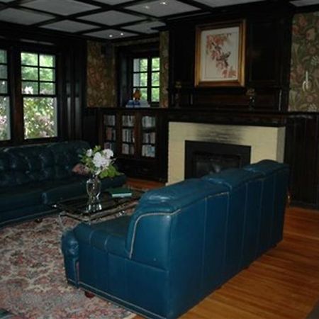 Wayne Bed & Breakfast Inn (Adults Only) Exterior photo