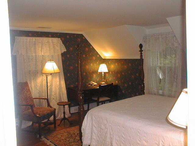 Wayne Bed & Breakfast Inn (Adults Only) Room photo