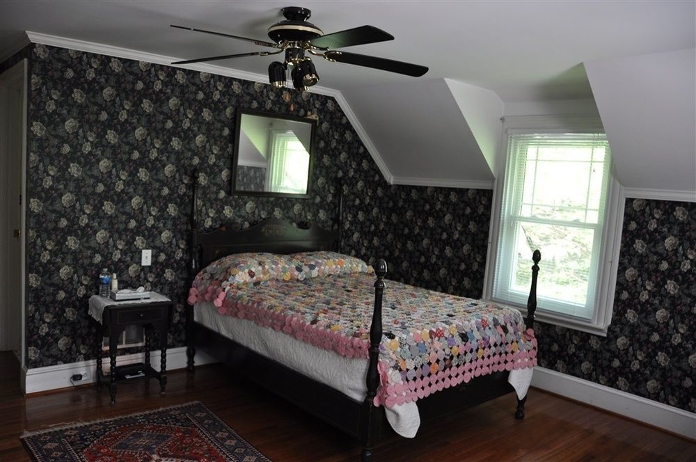 Wayne Bed & Breakfast Inn (Adults Only) Exterior photo